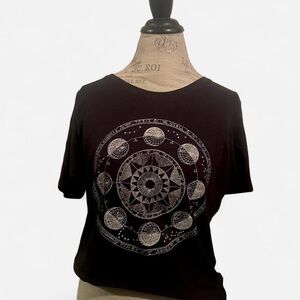 Aéropostale Navy Blue/White Celestial Moon Phase Oversized tee  • SIZE - XL